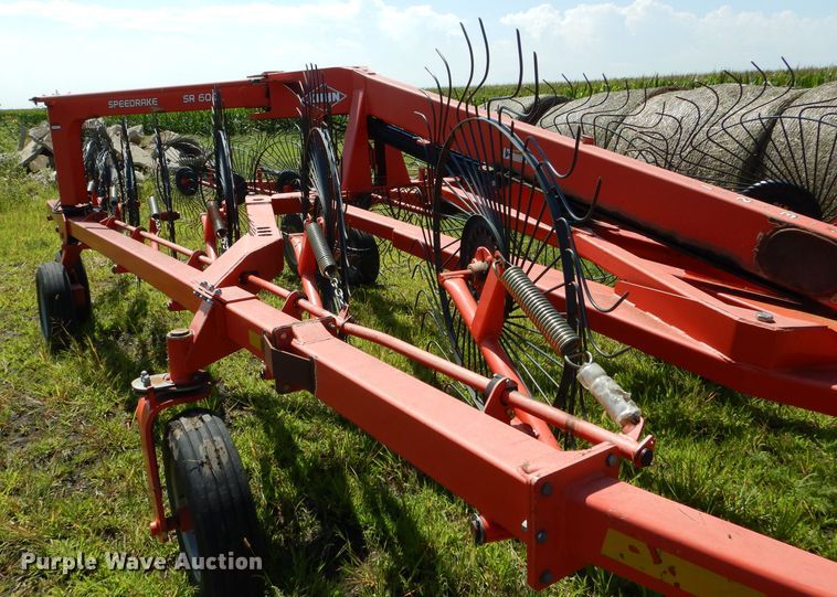 image for item DH6115 Kuhn SR600 Speedrake hay rake