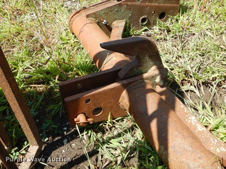 image for item DH6116 Livestock chute and quick hitch