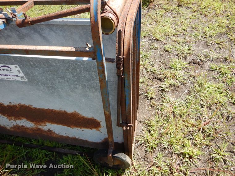 image for item DH6116 Livestock chute and quick hitch