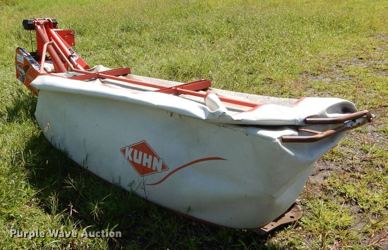 image for item DH6117 Kuhn GMD700-GIIHD disc mower