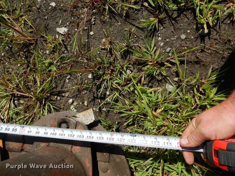 image for item DH6117 Kuhn GMD700-GIIHD disc mower