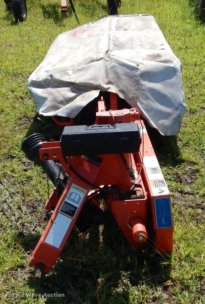 image for item DH6118 Kuhn 700-GIIHD disc mower