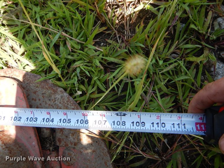 image for item DH6118 Kuhn 700-GIIHD disc mower