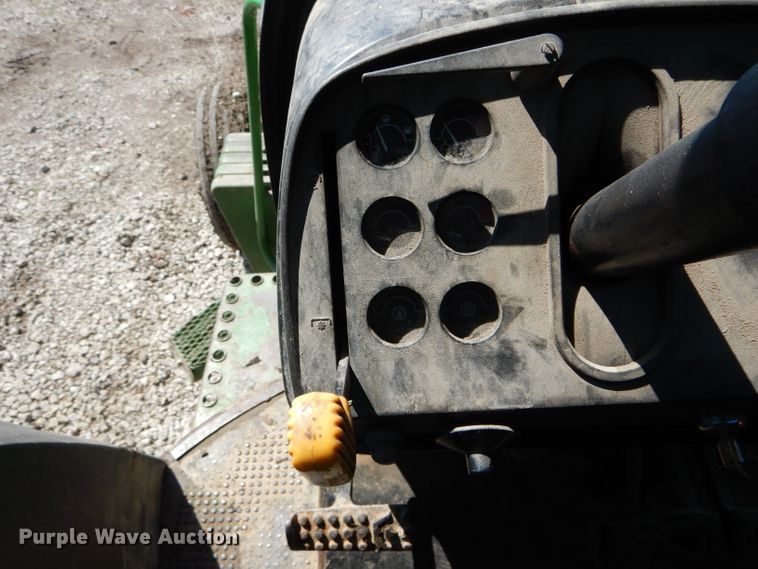 image for item DH6119 1977 John Deere 4430 tractor