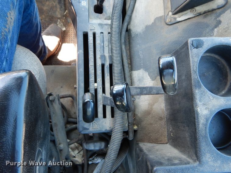 image for item DH6119 1977 John Deere 4430 tractor