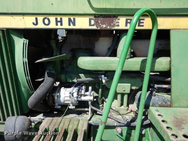 image for item DH6119 1977 John Deere 4430 tractor
