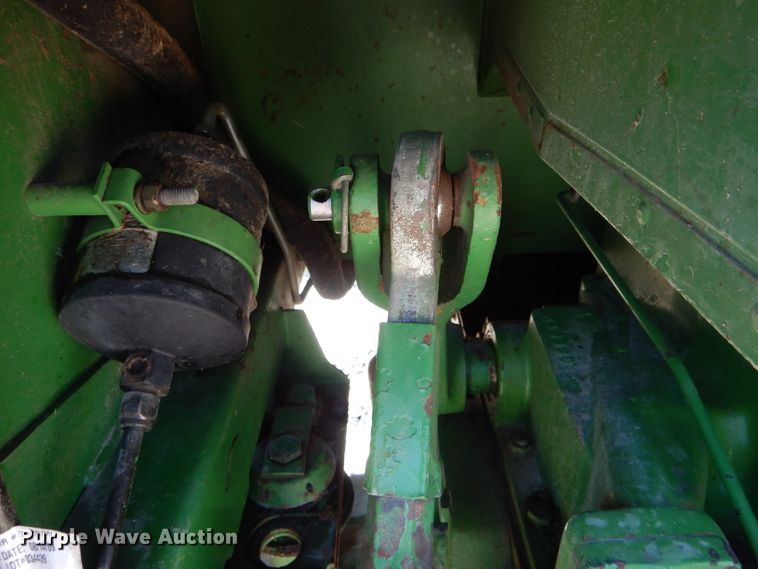 image for item DH6119 1977 John Deere 4430 tractor