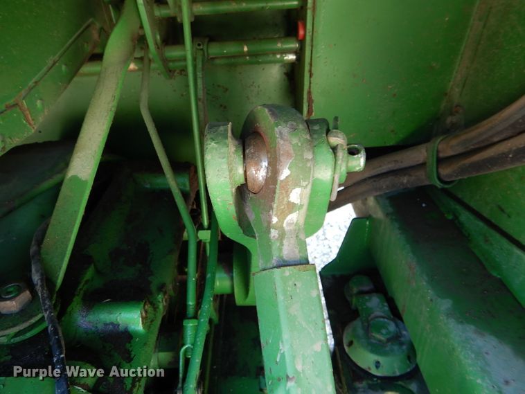 image for item DH6119 1977 John Deere 4430 tractor