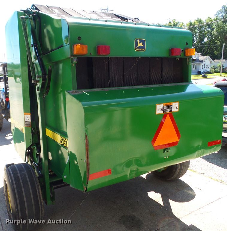 image for item EM9813 1997 John Deere 566 round baler