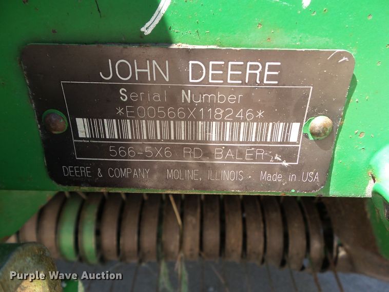 image for item EM9813 1997 John Deere 566 round baler
