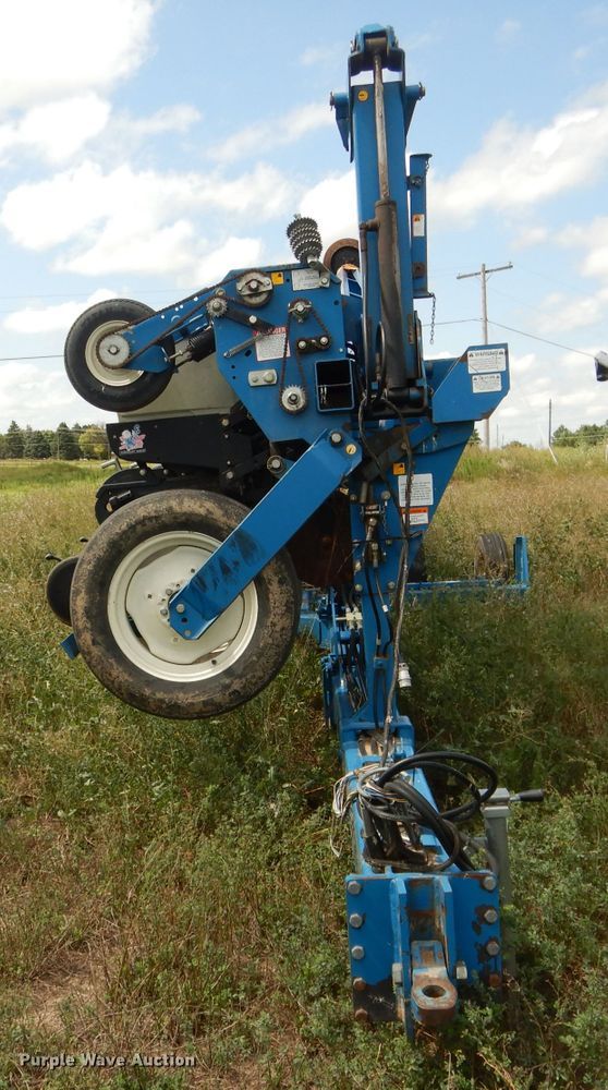 image for item FA9298 Kinze 3600 planter