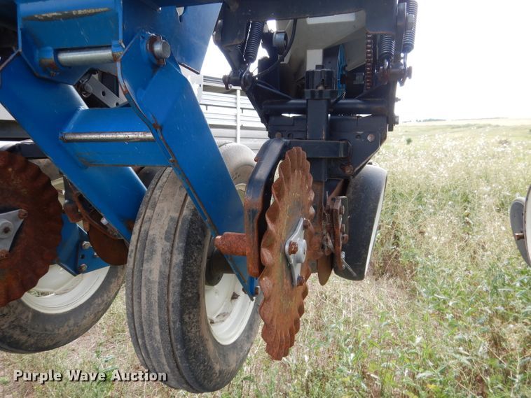 image for item FA9298 Kinze 3600 planter