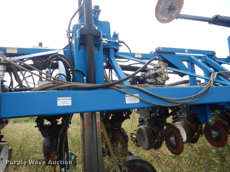 image for item FA9298 Kinze 3600 planter