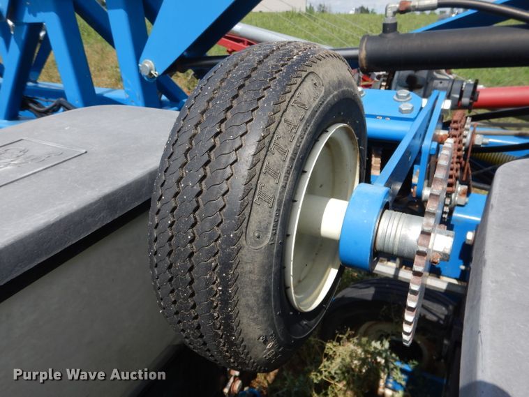 image for item FA9298 Kinze 3600 planter