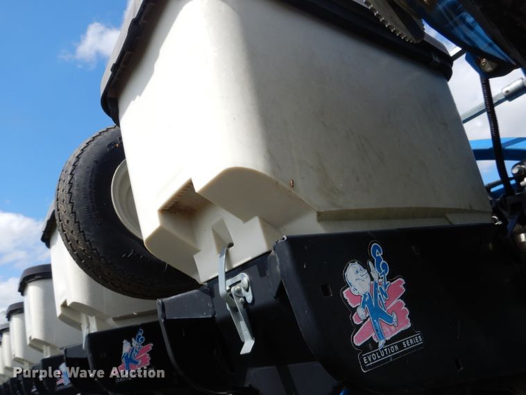 image for item FA9298 Kinze 3600 planter