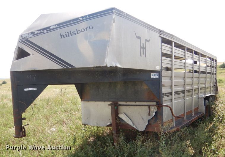 image for item FA9299 1983 Hillsboro livestock trailer