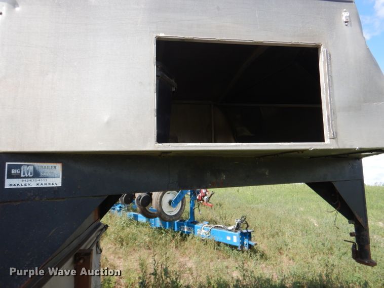 image for item FA9299 1983 Hillsboro livestock trailer