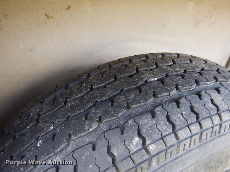 image for item FA9299 1983 Hillsboro livestock trailer