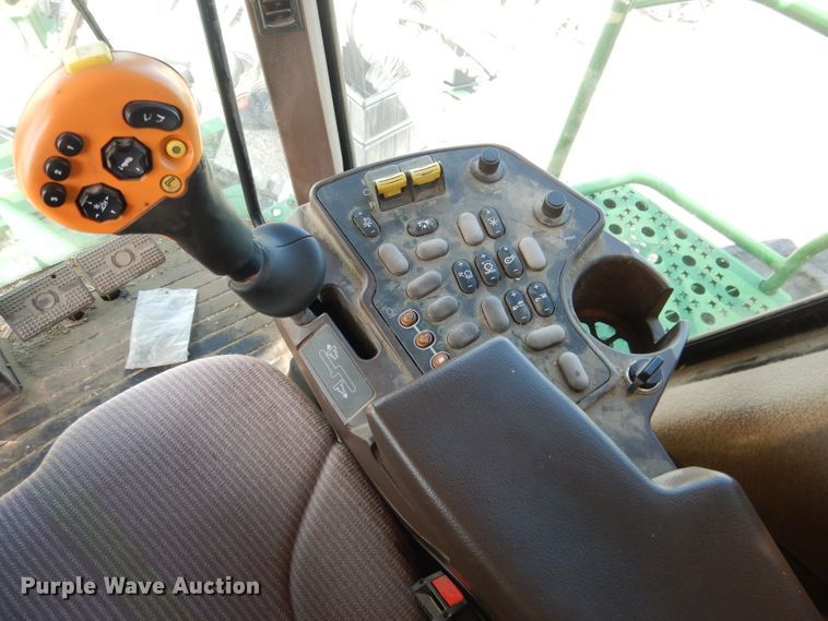 image for item FA9300 2005 John Deere 9860 STS combine