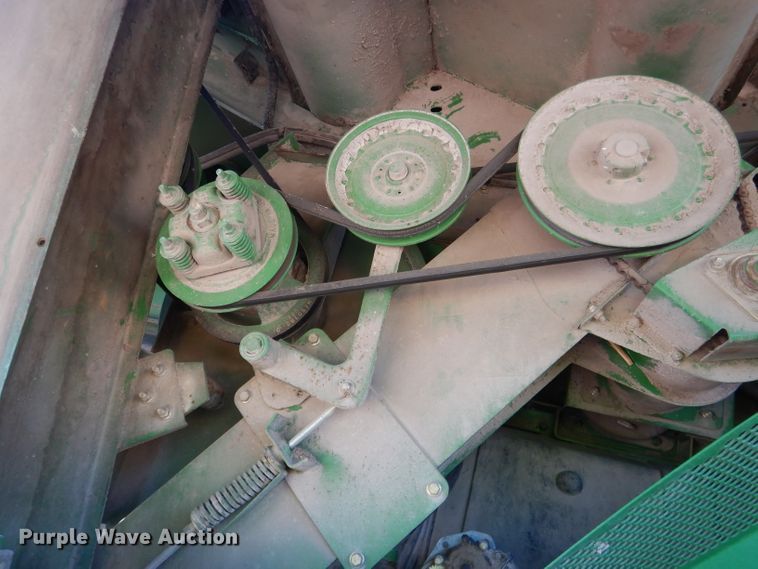 image for item FA9300 2005 John Deere 9860 STS combine