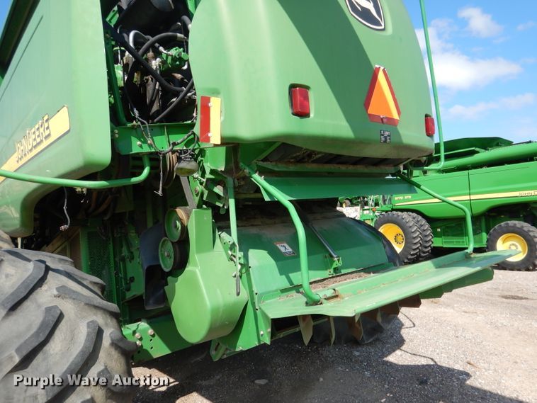 image for item FA9300 2005 John Deere 9860 STS combine