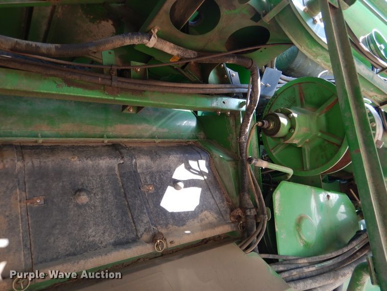 image for item FA9300 2005 John Deere 9860 STS combine