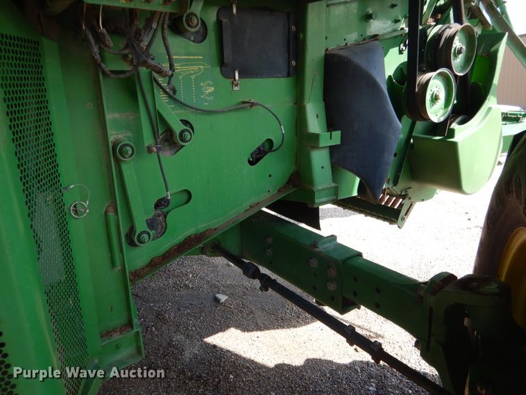 image for item FA9300 2005 John Deere 9860 STS combine