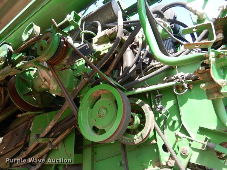 image for item FA9300 2005 John Deere 9860 STS combine