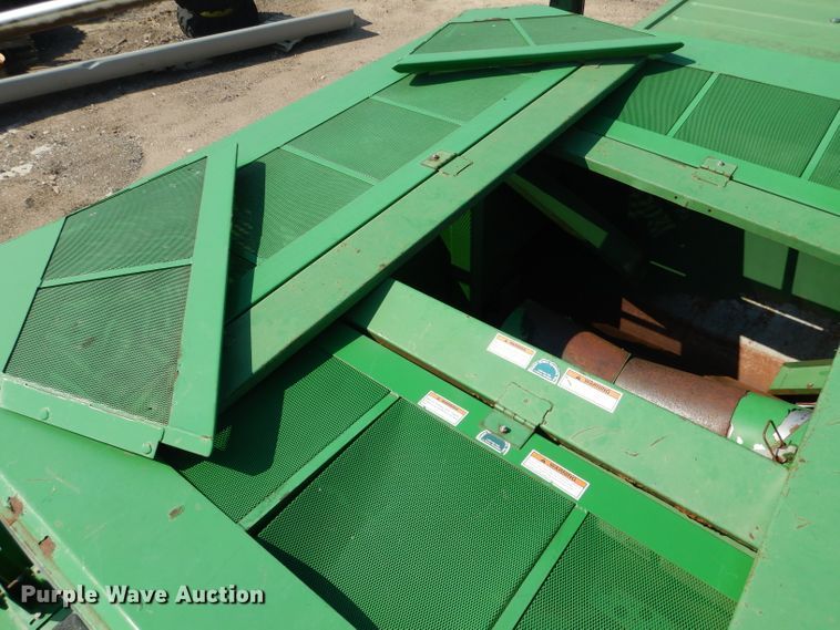 image for item FA9300 2005 John Deere 9860 STS combine