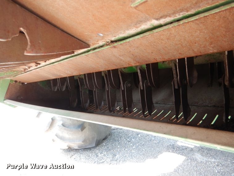 image for item FA9300 2005 John Deere 9860 STS combine