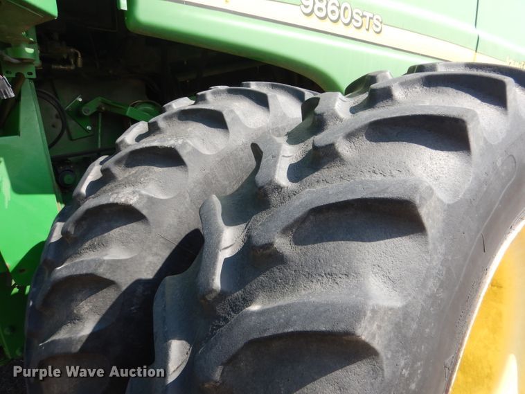 image for item FA9300 2005 John Deere 9860 STS combine