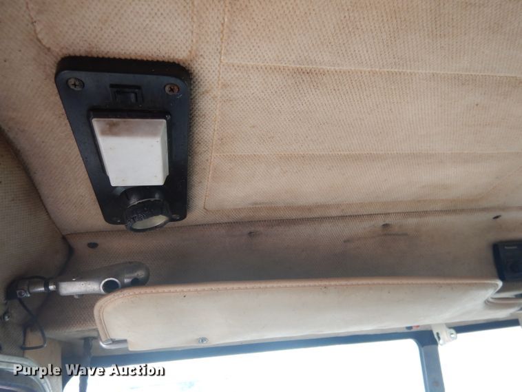 image for item FA9303 1989 Peterbilt 379 semi truck