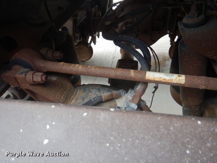 image for item FA9303 1989 Peterbilt 379 semi truck