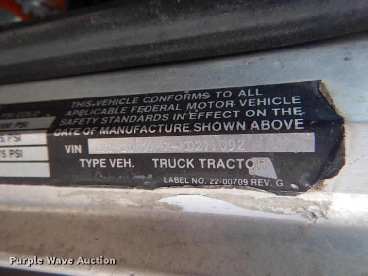 image for item FA9303 1989 Peterbilt 379 semi truck