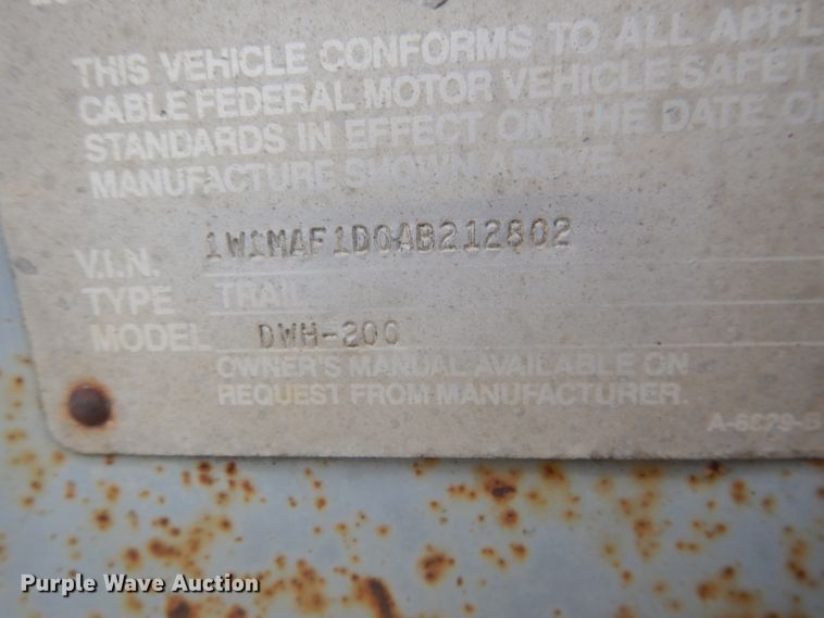 image for item FA9304 1988 Wilson DWH-200 double hopper bottom grain trailer