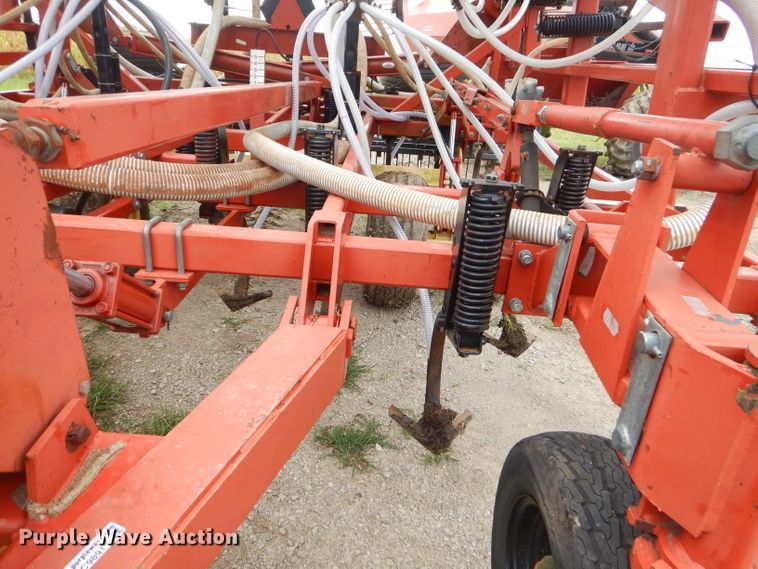 image for item FC9891 Krause 5630-44 air seeder