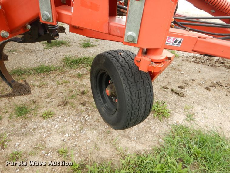 image for item FC9891 Krause 5630-44 air seeder