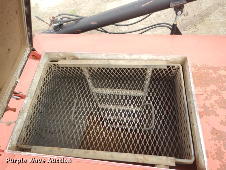 image for item FC9891 Krause 5630-44 air seeder