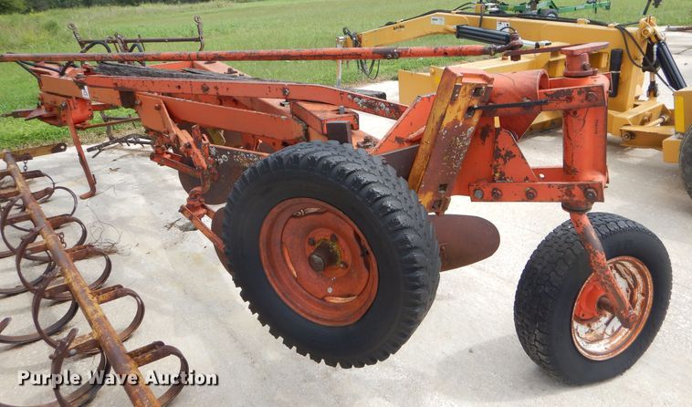 image for item FC9895 Allis Chalmers four bottom plow