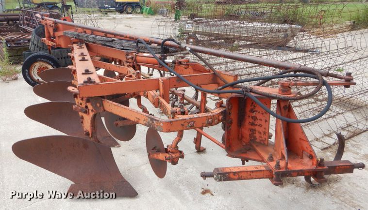 image for item FC9895 Allis Chalmers four bottom plow