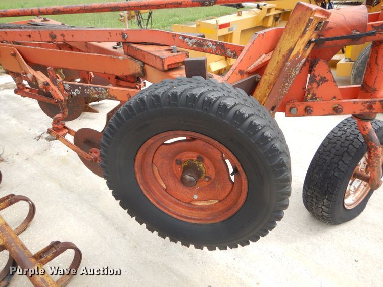 image for item FC9895 Allis Chalmers four bottom plow