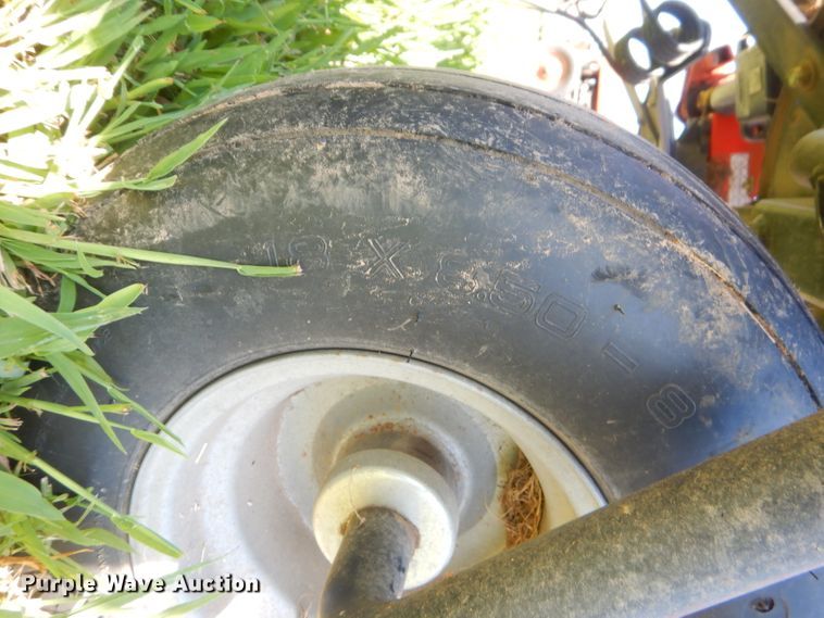 image for item FC9913 2016 Kubota TE6583T tedder