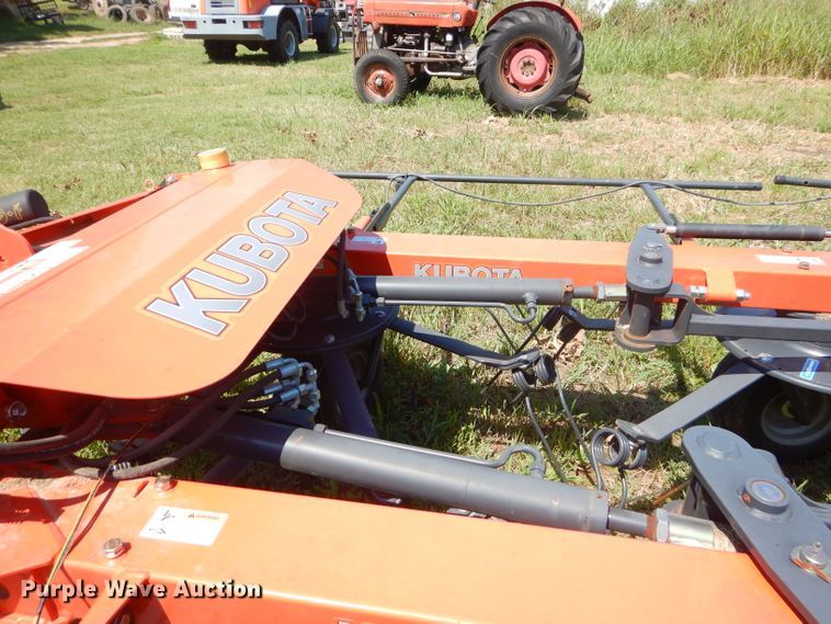 image for item FC9913 2016 Kubota TE6583T tedder