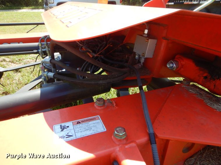 image for item FC9913 2016 Kubota TE6583T tedder