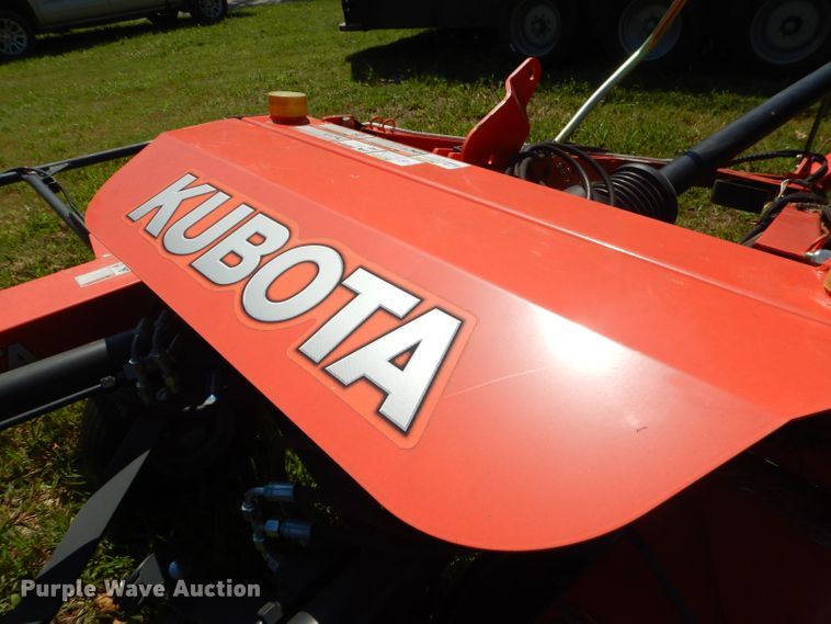 image for item FC9913 2016 Kubota TE6583T tedder