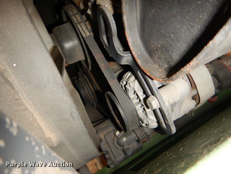 image for item FN9086 2001 John Deere 4200 HST tractor