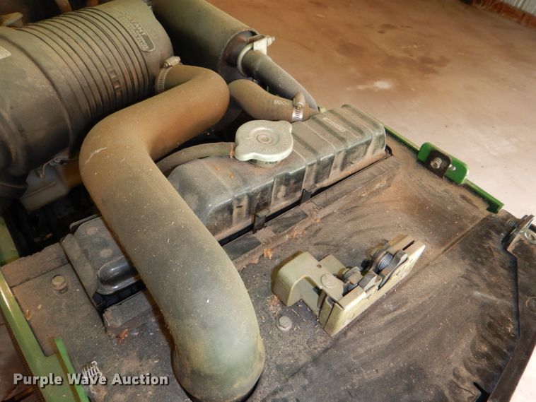 image for item FN9086 2001 John Deere 4200 HST tractor