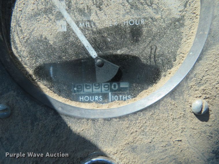 image for item FV9050 1976 John Deere 4430 tractor