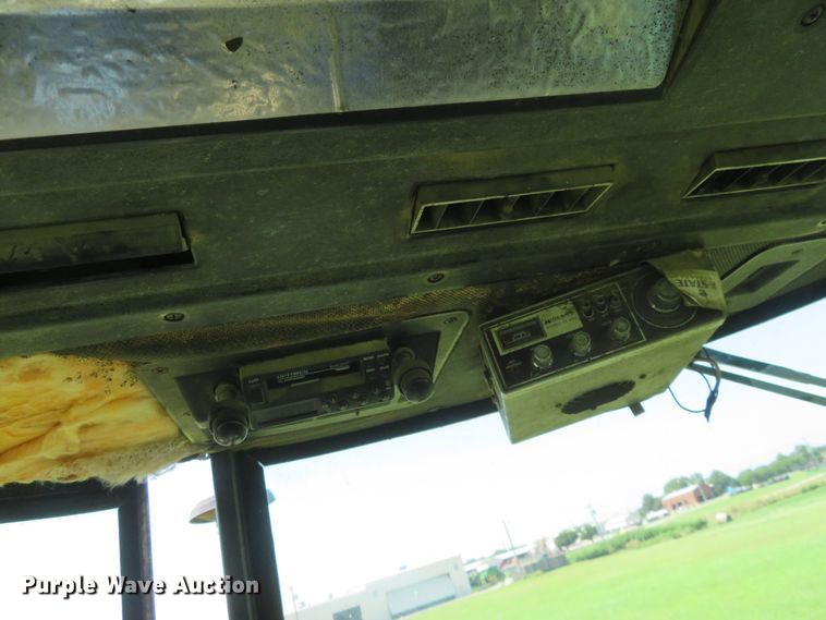 image for item FV9050 1976 John Deere 4430 tractor