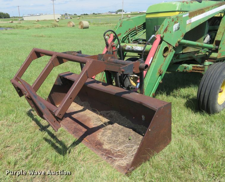 image for item FV9050 1976 John Deere 4430 tractor